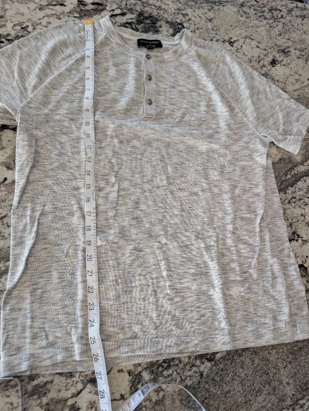 Banana Republic Light Heather Gray Short-Sleeve Henley